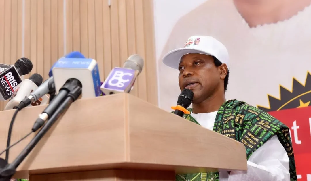 Oyo lawmaker unveils over N280m learning hubs, targets nine LGs