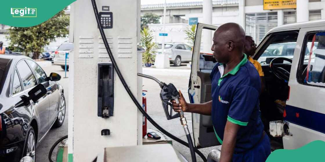 Nigerians may enjoy lower fuel prices if crude oil continues its downward trend.